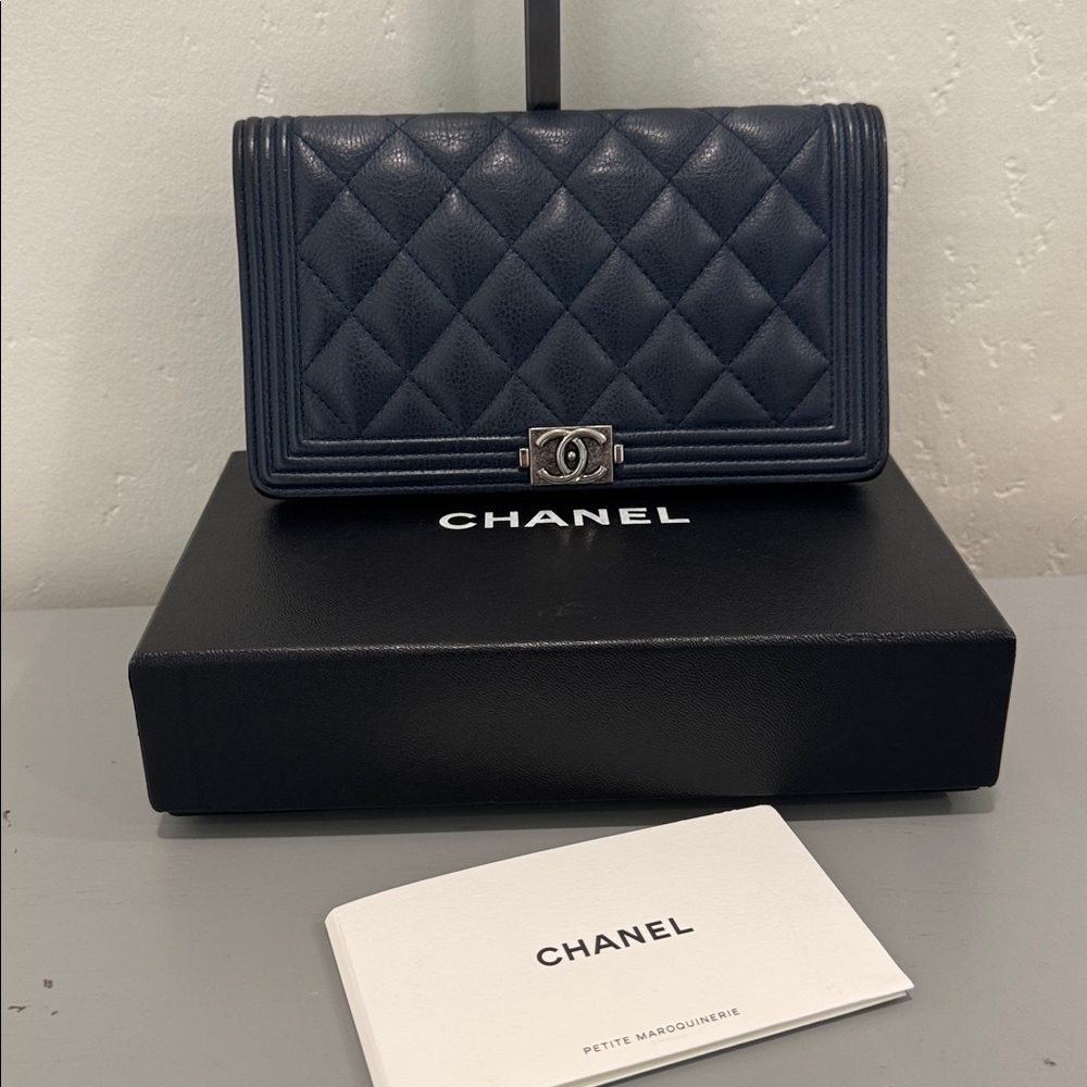 Chanel Boy Quilted Leather Wallet - Picture 2 of 8